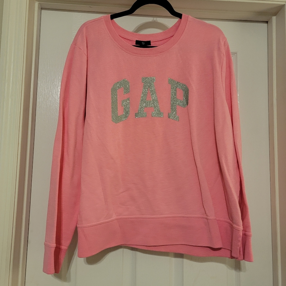 GAP sweatshirt